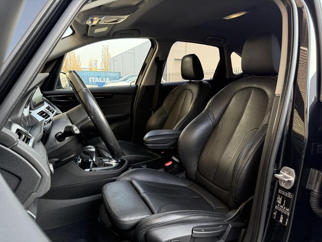 BMW 2-SERIE Active Tourer 218i Sport | Sportleder | Head Up | Camera | Adaptive LED |Navi Plus | HiFi Premium