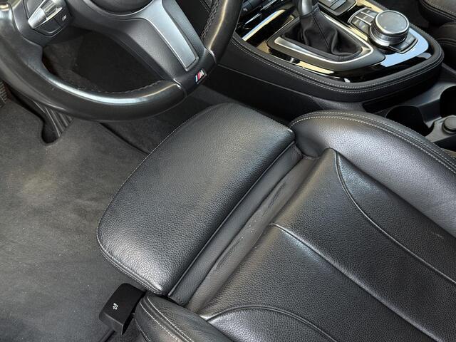 BMW 2-SERIE Active Tourer 218i Sport | Sportleder | Head Up | Camera | Adaptive LED |Navi Plus | HiFi Premium