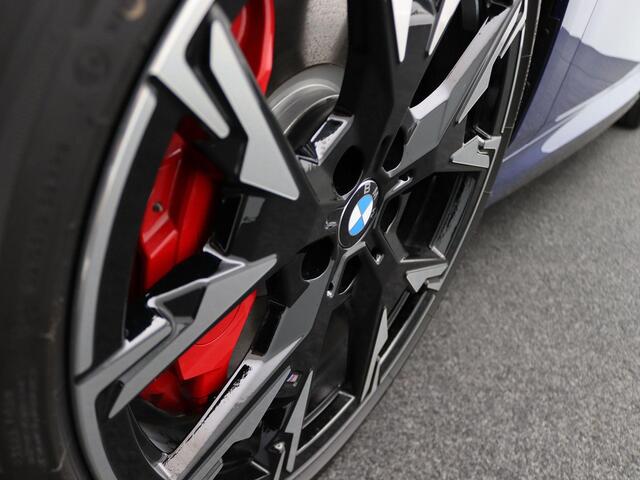 BMW 2-SERIE Gran Coupé 220 M Sportpakket Pro | Premium Pack | Stuurwielrand Verwarmd | Comfort Access | Achteruitrijcamera | 19''