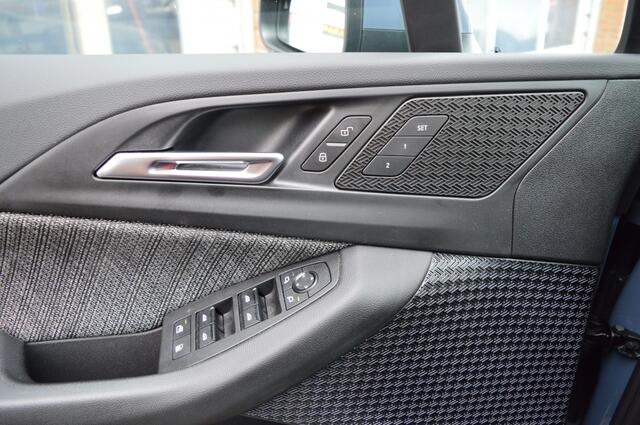 BMW 2-SERIE 225e xDrive