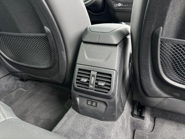 BMW 2-SERIE Gran Coupé 220i | Comfort Pack | Panoramadak | cruise control adaptief