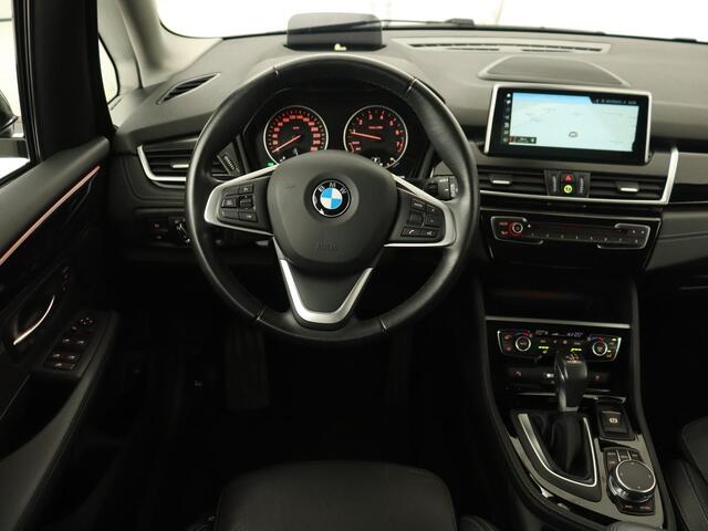 BMW 2-SERIE Active Tourer 220i High Executive