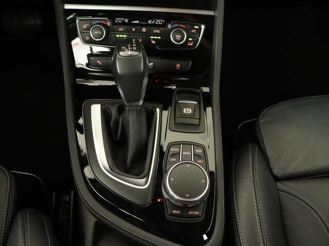 BMW 2-SERIE Active Tourer 220i High Executive