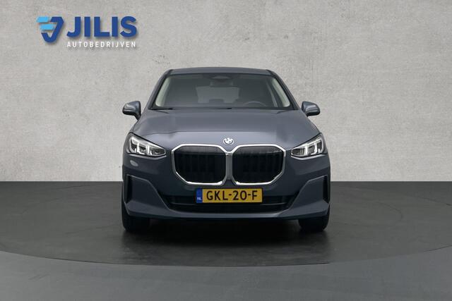BMW 2-SERIE Active Tourer 218i | Trekhaak | Navigatie | Camera | Apple Carplay | LED koplampen