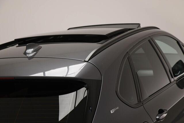 BMW 2-SERIE Active Tourer 225xe M-Sport iPerformance High Executive | AUDIO MEDIA- PACK | PANORAMADAK | DAB | CAMERA | 18"