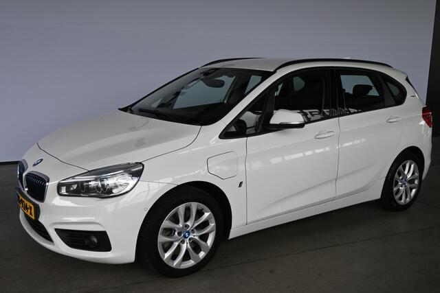 BMW 2-SERIE Active Tourer 225xe iPerformance Automaat Clima Navigatie LED Rijklaarprijs Inruil Mogelijk!
