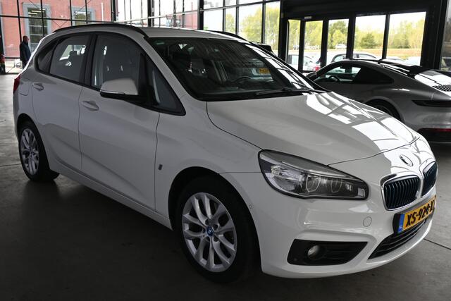 BMW 2-SERIE Active Tourer 225xe iPerformance Automaat Clima Navigatie LED Rijklaarprijs Inruil Mogelijk!