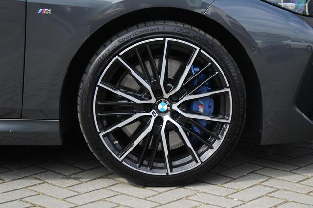 BMW 2-SERIE Gran Coupé 218i M Sport Pro | HUD | Kuipstoelen | Leder | High Executive
