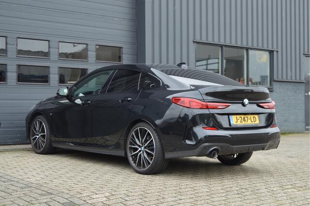 BMW 2-SERIE Gran Coupé 218i High Executive | M-PAKKET | ACC | H&K | CAMERA |