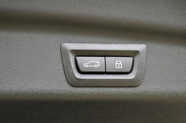 BMW 2-SERIE Active Tourer 218i M-Sport Rijklaarprijs-Garantie Sportinterieur Led Camera Apple carplay