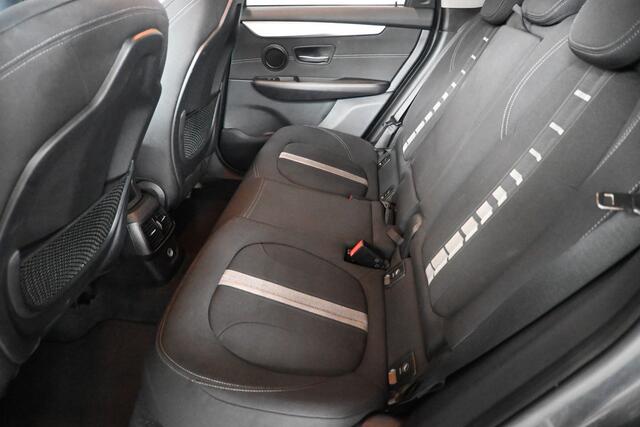 BMW 2-SERIE Active Tourer 225xe iPerformance Executive Automaat Navigatie Goed Onderhouden! Inruil Mogelijk!