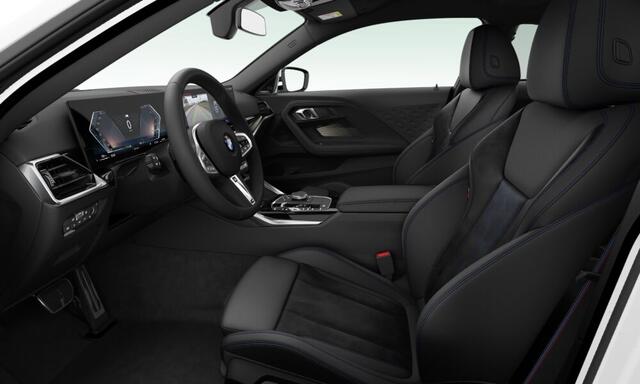 BMW 2-SERIE Coupé 218i M-Sport Pro | 19" | Camera | Widescreen | Harman Kardon | Stoel/Stuurverwarming