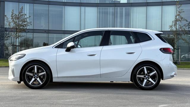 BMW 2-SERIE Active Tourer 220i