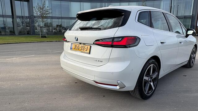 BMW 2-SERIE Active Tourer 220i