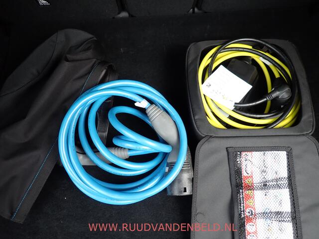 BMW 2-SERIE Active Tourer 225XE M-PAKKET SHADOWLINE 94%SOH SPORTLEER/KEYLESS/NAVI