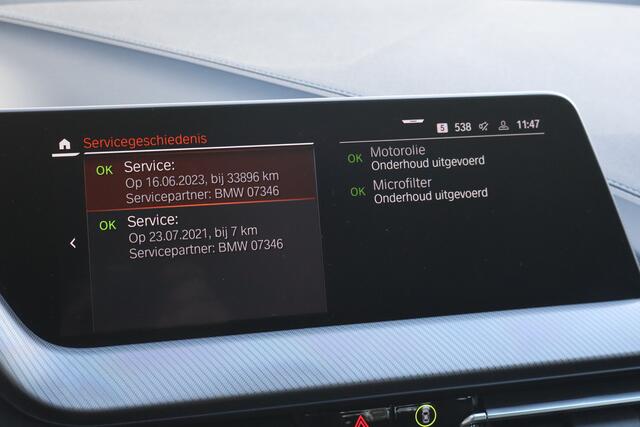 BMW 2-SERIE Gran Coupé 220i M-Sport Business Edition NL-Auto!! Stuur + Stoelverw. I Carplay I LED