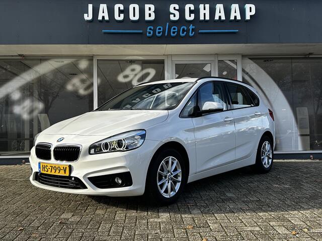 BMW 2-SERIE Active Tourer 218i Essential Automaat / Navigatie / Parkeerhulp / Airco / Sportstoelen / 16" LM