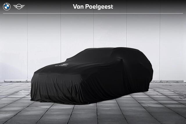 BMW 2-SERIE Gran Coupé 220 M Sport M-Sport Pro / Getinte Ramen / Glazen Dak / Stoel- en Stuurverwarming / Harman Kardon Audio