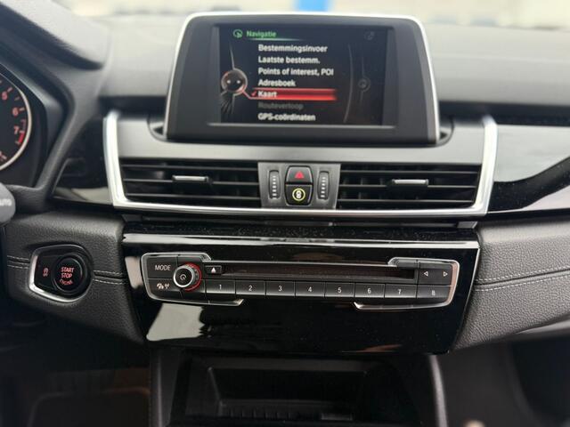 BMW 2-SERIE 218i Automaat II Leder II Trekhaak II