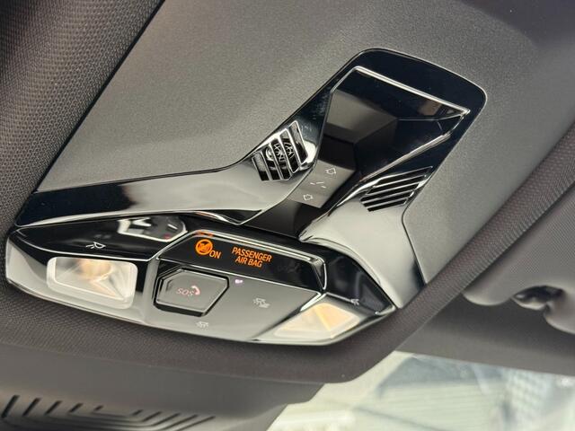 BMW 2-SERIE ACTIVE TOUR. 218i M-sport Panorama elec trekhaak leer