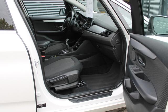 BMW 2-SERIE ACTIVE TOUR. 2-Serie 216i Active Tourer Executive Uitv.