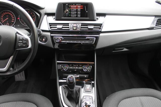 BMW 2-SERIE ACTIVE TOUR. 2-Serie 216i Active Tourer Executive Uitv.