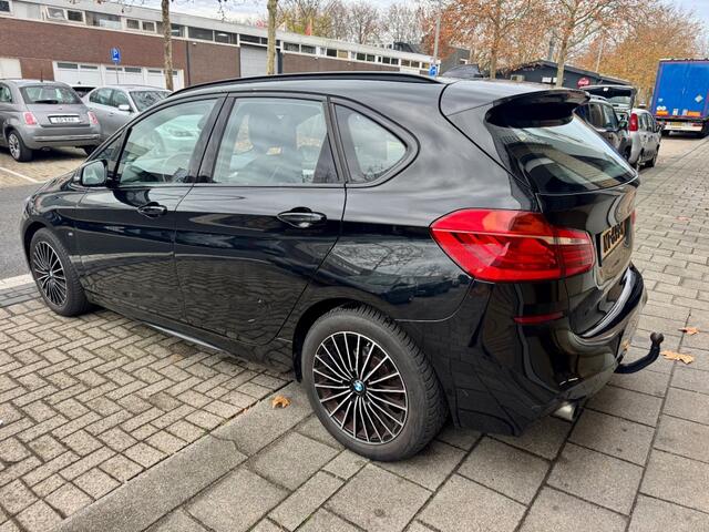 BMW 2-SERIE ACTIVE TOUR. 218i Centennial Executive M-PAKKET CLIMA LEER APK 5-2026