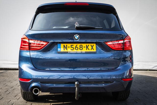 BMW 2-SERIE GRAN TOURER 216i 7p. Business Edition Trekhaak/ Head up/ Sportstoelen/ Half leer/ Pdc/ Cruise control/ Full led/ Elektr. achterklep