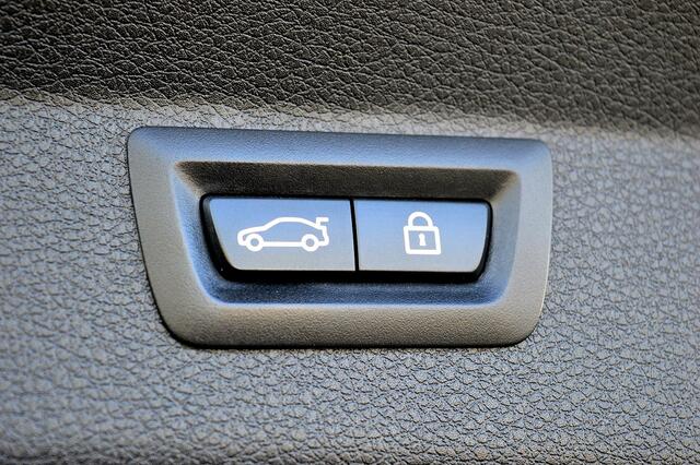 BMW 2-SERIE GRAN TOURER 218i Centennial Executive 7p. Rijklaarprijs-Garantie Navigatie Led Airco Camera