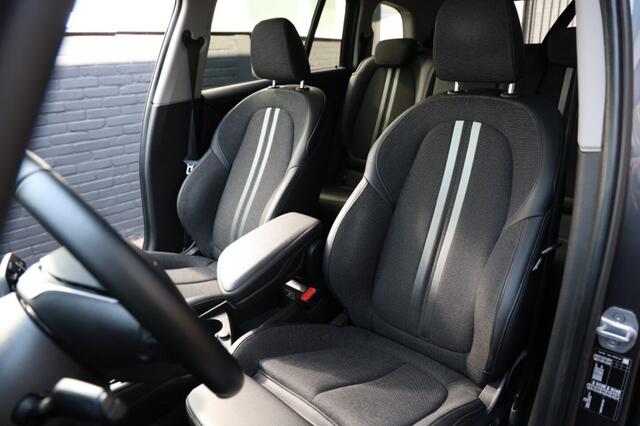 BMW 2-SERIE GRAN TOURER 216i EXECUTIVE SPORT LINE 7P HUD|Trekh|Dealerondh|Led