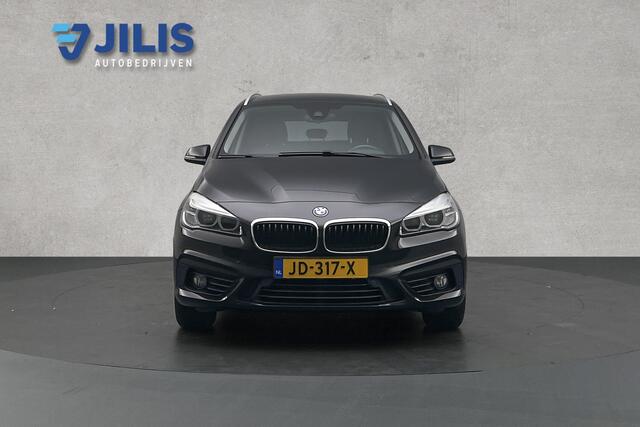 BMW 2-SERIE GRAN TOURER 218i Sport 7p. | Trekhaak | Parkeersensoren | Navigatie | Cruise control | Airco