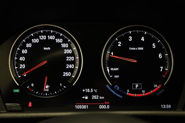 BMW 2-SERIE GRAN TOURER 218i 7p. High Executive | LUXURY LINE | STOELVERWARMING | APPLE | TREKHAAK | 18"