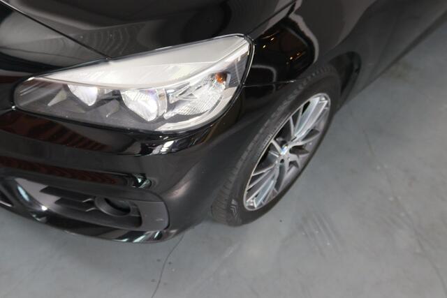 BMW 2-SERIE GRAN TOURER 218i Essential 7-Persoons, Cruise Control, Navigatie, Stoelverwarming