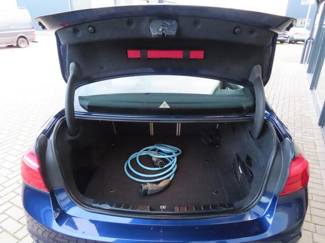 BMW 3-SERIE 330e Edition Luxery Line Purity High Executive 2018