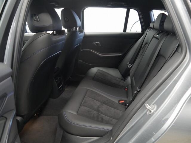 BMW 3-SERIE Touring 330e M-Sport | 2024 | Hifi | Camera | Curved Display | 18"