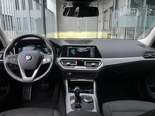BMW 3-SERIE Touring Hybride 330e | AUTOMAAT | CARPLAY/ANDROID | CAMERA | NAVI | CRUISE CONTROL | CLIMATE CONTROL | PDC V+A | LMV | STOELVERWARMING | ELEKTR. ACHTERKLEP | LICHT+REGEN SENSOR | LED | BLUETOOTH