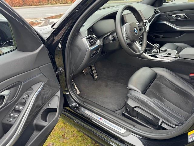 BMW 3-SERIE 330e/M-SPORT/PERFORM/CAM/VIRTDASH/LED/EXTRA WINTERSET M