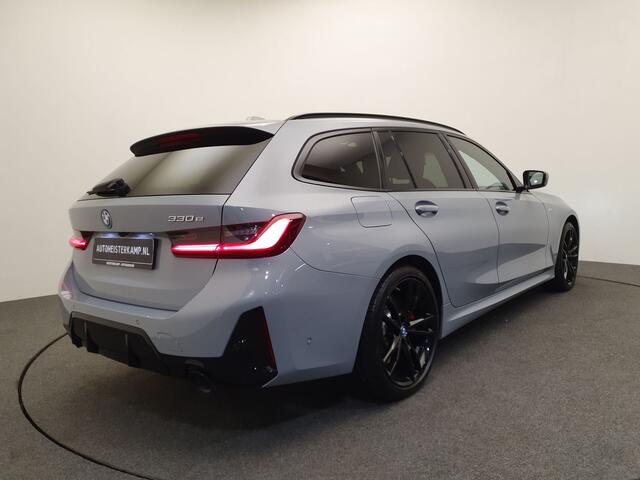 BMW 3-SERIE Touring 330e M-Sport Wegklapbare trekhaak, Panoramadak, ACC