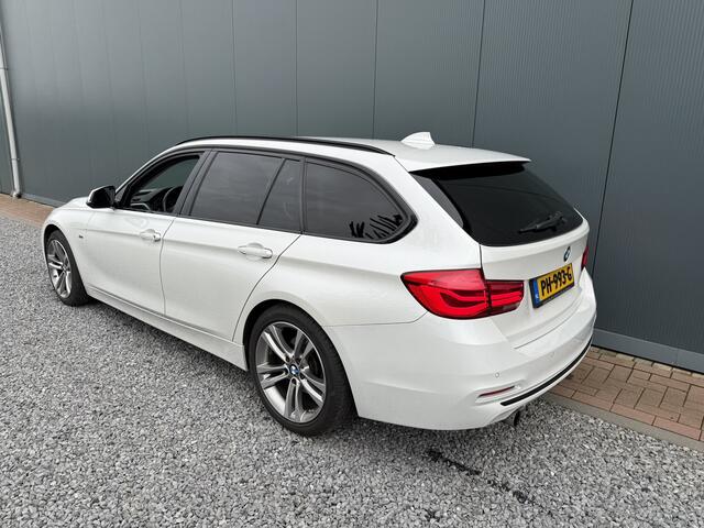BMW 3-SERIE Touring 318i Automaat High Executive Sportline Touring