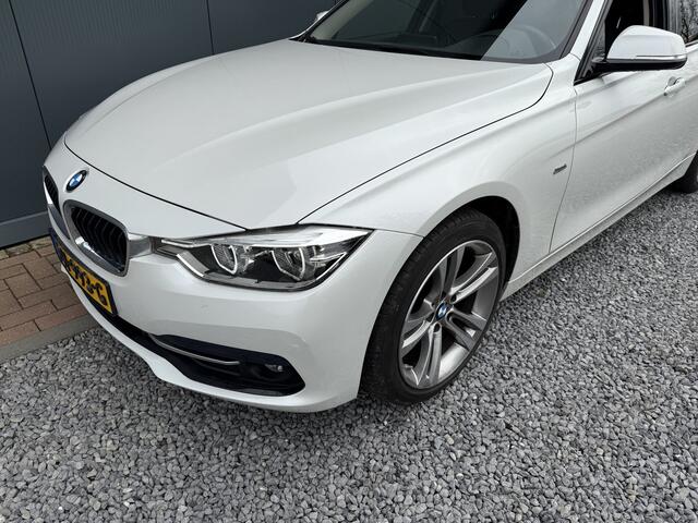 BMW 3-SERIE Touring 318i Automaat High Executive Sportline Touring