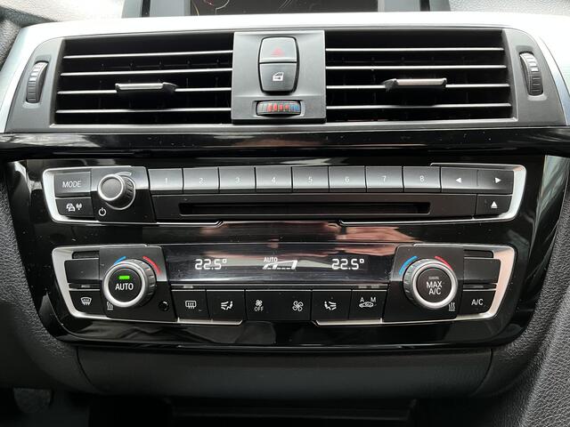 BMW 3-SERIE Touring 318i Centennial High Executive | CRUISE CONTROL | PANODAK | PDC ACHTER | BLUETOOTH | CLIMATE CONTROL