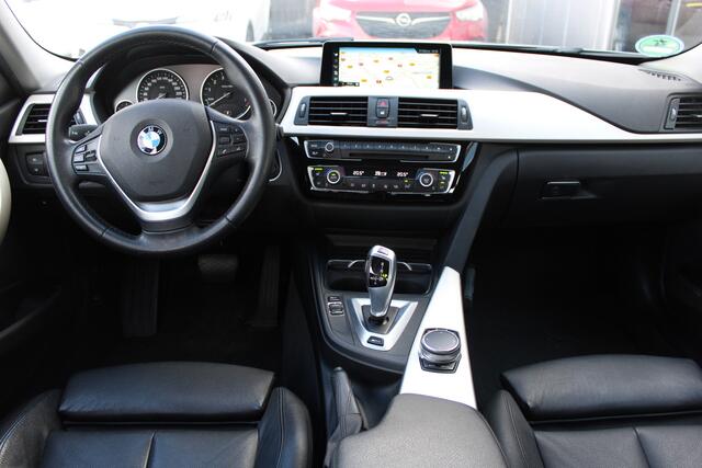 BMW 3-SERIE 330e Centennial High Executive Sportline LEDER NAVI PROF. NL AUTO
