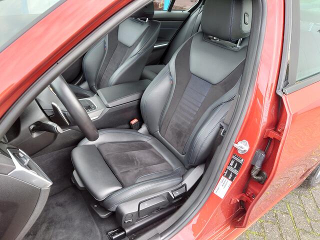 BMW 3-SERIE 330i High Executive M-Sport / Live Cockpit Pro / DAP / HIFI / LED / Trekhaak / Bomvol