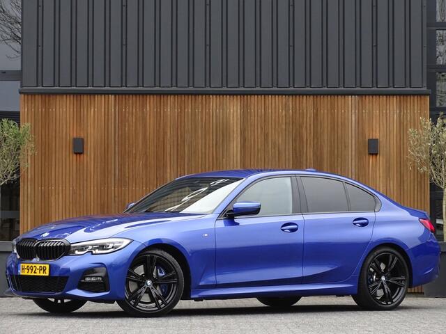 BMW 3-SERIE 320i 184PK automaat / M-Sport / Harman Kardon *NAP*