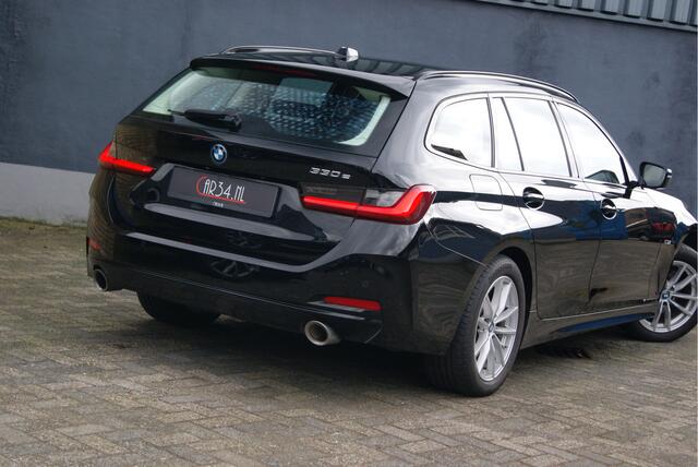 BMW 3-SERIE Touring 330e 292PK Facelift Shadowline Widescreen/wegkl.trhk/Carplay/Sportstoelen Aut8