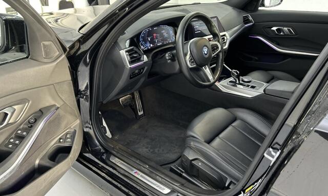 BMW 3-SERIE 330e M Sport | Trekhaak | Achteruitrijcamera | Adaptieve Cruise