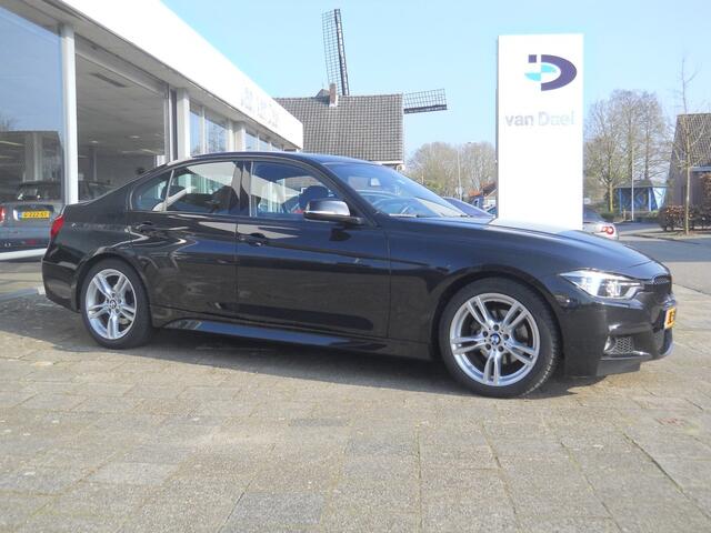 BMW 3-SERIE 318i M-Sport Shadow 136 PK