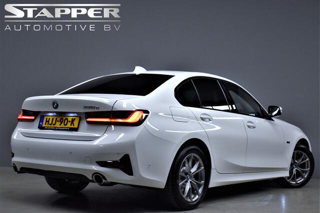BMW 3-SERIE 330e 292pk Sport Line Plus 1eEig. Dealer OH Carplay/Virtual/Camera/Sportstoelen/Leer/Navi/Led/Lmv