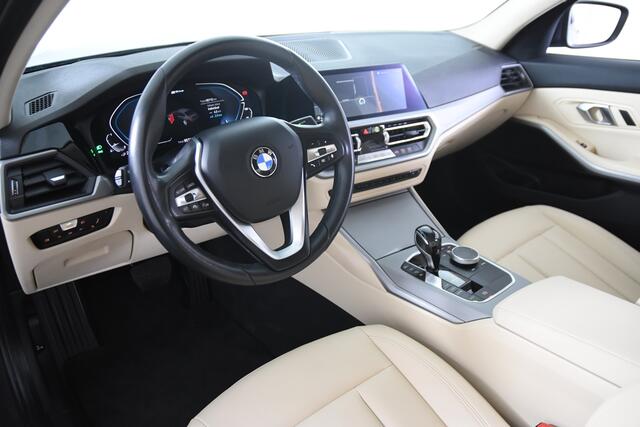 BMW 3-SERIE 330 e *1ste Eigenaar*Leer*360*Navigatie*