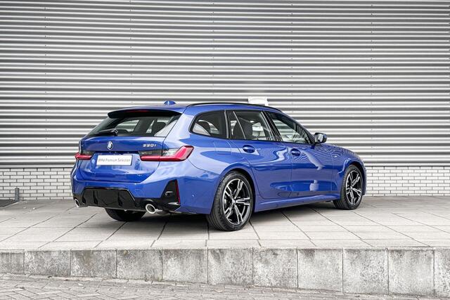 BMW 3-SERIE Touring 330i xDrive